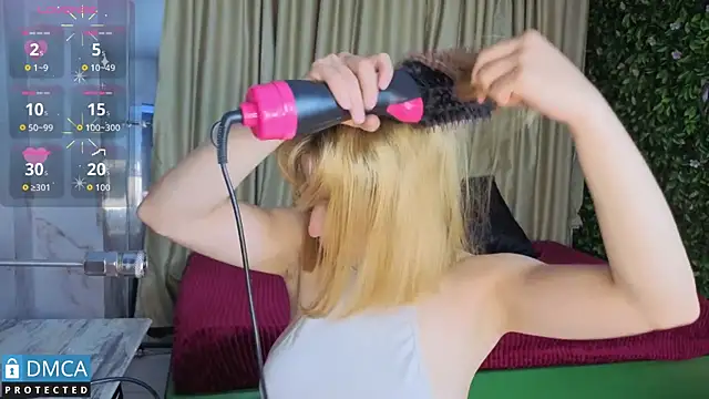 Snapshot of nena_cupcake_ chatting on February 17, 2026, 11:07 am nena cupcake online show from February 17, 2026, 11:07 am