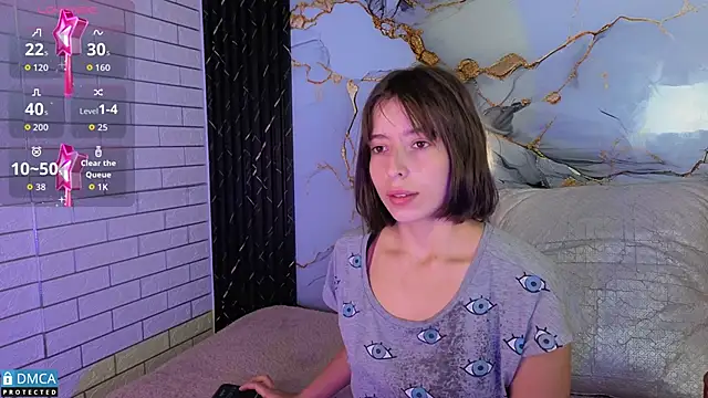 nena cupcake  online show from October 15, 2025, 11:07 am