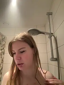 Chloemillerrxx online show from January 15, 2026, 3:15 pm