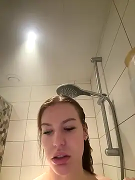 Chloemillerrxx online show from November 26, 2025, 12:38 pm