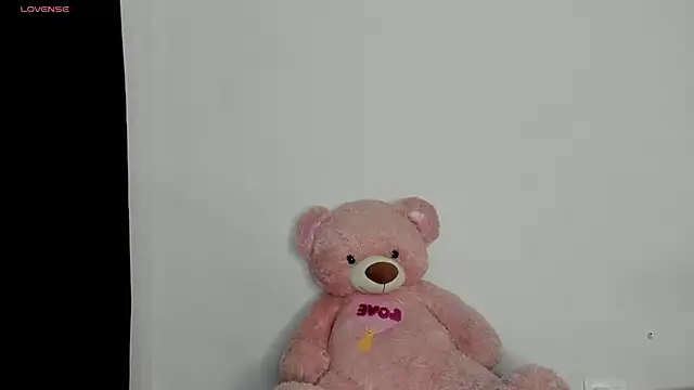 HaileyDuke online show from March 6, 2026, 1:00 am