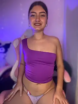Miss    lissa online show from May 12, 2026, 1:13 am
