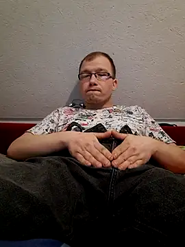 Snapshot of Liznat01 chatting on March 15, 2026, 4:36 pm Liznat01 online show from March 15, 2026, 4:36 pm