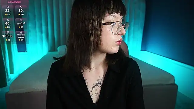 Pixie Peachh online show from October 9, 2025, 1:55 pm