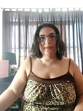 lina maria99 online show from October 14, 2025, 8:42 pm