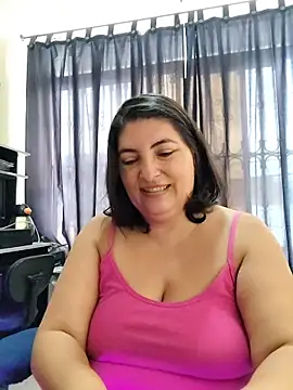 lina maria99 online show from November 15, 2025, 4:33 pm