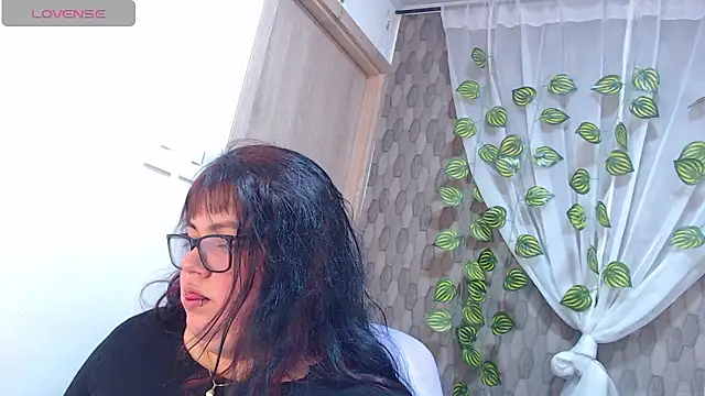 Snapshot of anishasanchezcm101 chatting on January 13, 2026, 3:10 am anishasanchezcm101 online show from January 13, 2026, 3:10 am