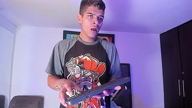 wyatt 3 online show from November 8, 2025, 12:31 pm