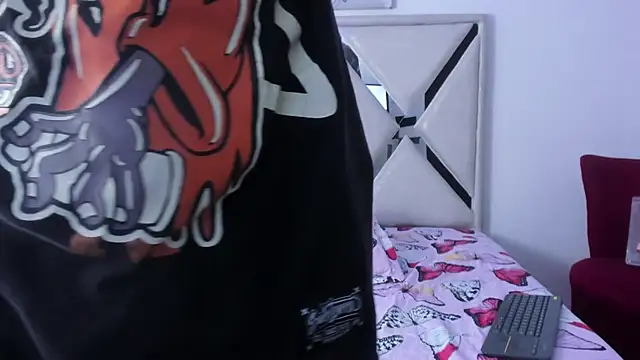 wyatt 3 online show from November 25, 2025, 12:05 pm