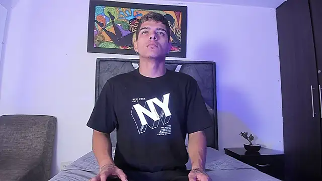 wyatt 3 online show from November 12, 2025, 12:42 pm