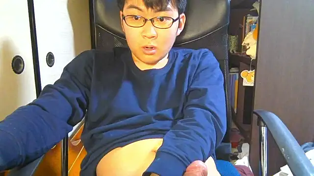 Snapshot of hiromu53 chatting on April 1, 2026, 11:44 am hiromu53 online show from April 1, 2026, 11:44 am