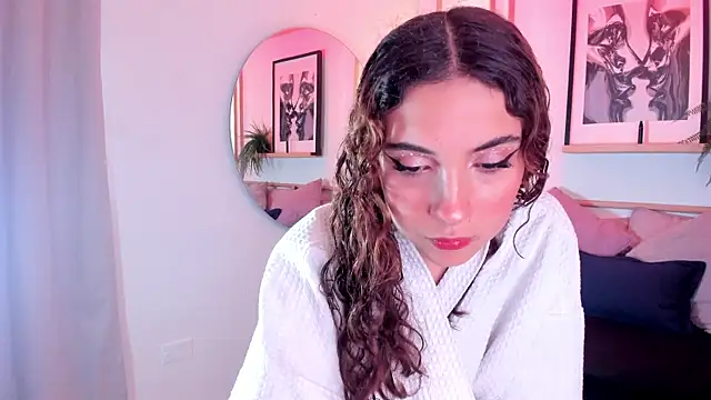 Anseru  online show from December 22, 2025, 11:43 am