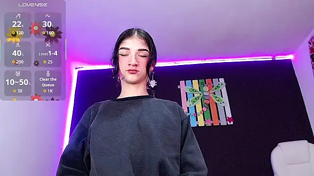 ingrid zese  online show from September 30, 2025, 1:06 pm