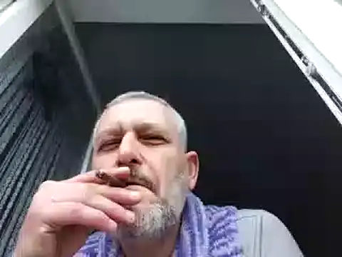 Snapshot of Hisnimin chatting on February 16, 2026, 7:40 am Hisnimin online show from February 16, 2026, 7:40 am