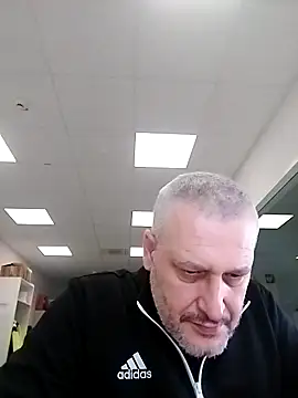 Snapshot of Hisnimin chatting on February 7, 2026, 12:07 am Hisnimin online show from February 7, 2026, 12:07 am