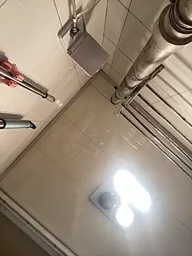 Y2Luvk online show from February 27, 2026, 9:47 pm