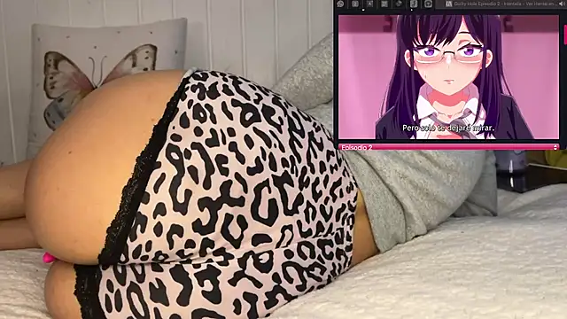 Snapshot of lau_laulu chatting on November 1, 2025, 4:12 pm lau laulu online show from November 1, 2025, 4:12 pm