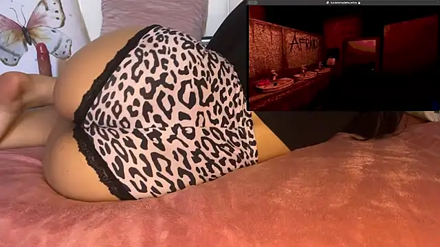 Snapshot of lau_laulu chatting on October 19, 2025, 6:54 pm lau laulu online show from October 19, 2025, 6:54 pm