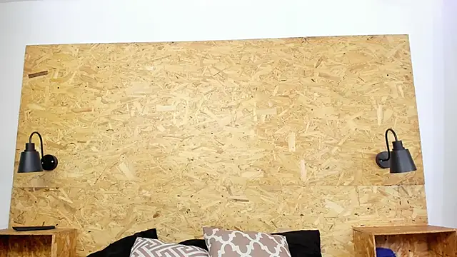 santiblack7 online show from September 26, 2025, 7:32 pm