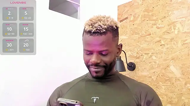 santiblack7 online show from October 24, 2025, 8:19 pm