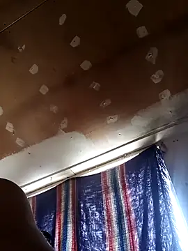 lucho2328 online show from November 17, 2025, 7:51 pm