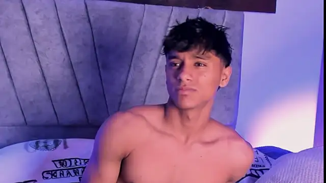 ZYZZ1312 online show from October 22, 2025, 3:55 pm