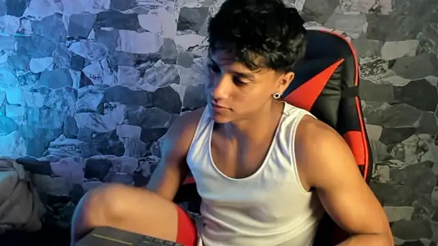 Snapshot of ZYZZ1312 chatting on April 25, 2026, 6:27 am ZYZZ1312 online show from April 25, 2026, 6:27 am