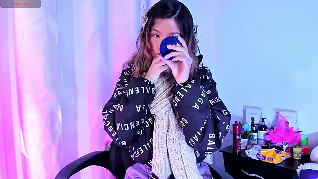 Sofiia cute  online show from April 18, 2026, 5:21 am