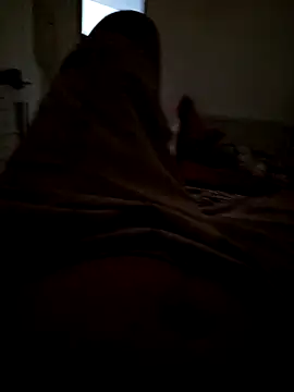 hendy692 online show from November 6, 2025, 5:00 am