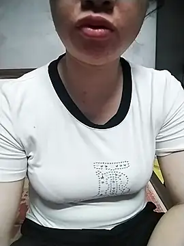 Mie rose online show from March 21, 2026, 2:46 am