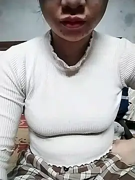 Mie rose online show from March 15, 2026, 2:29 am