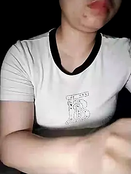 Snapshot of Mie_rose chatting on April 29, 2026, 11:22 pm Mie rose online show from April 29, 2026, 11:22 pm