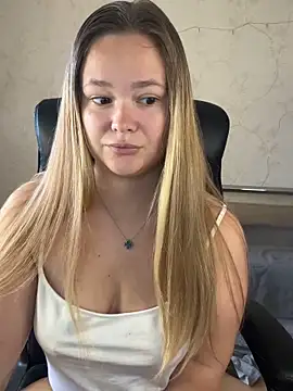 Snapshot of CaramelleSugar_ chatting on September 24, 2025, 8:21 am CaramelleSugar  online show from September 24, 2025, 8:21 am