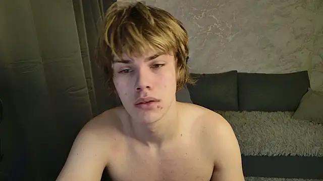 Bonnie And C1yde online show from March 4, 2026, 5:04 am