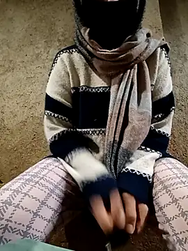 ezgi2545 online show from October 31, 2025, 7:43 pm