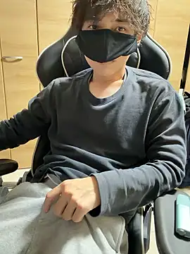 jiji9253 online show from January 15, 2026, 1:03 pm