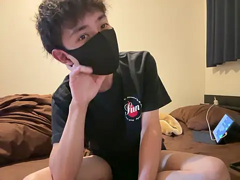 jiji9253 online show from October 28, 2025, 12:26 pm