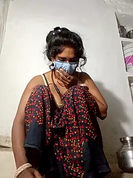 Kiran12xxx online show from October 18, 2025, 11:07 pm