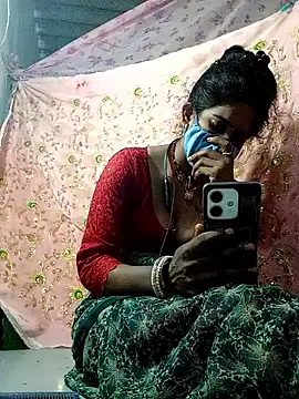 Kiran12xxx online show from October 16, 2025, 4:26 pm