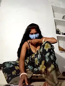 Kiran12xxx online show from October 17, 2025, 4:31 pm