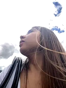 Sara-cooper2 online show from November 25, 2025, 2:50 pm