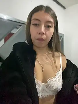 Sara-cooper2 online show from March 27, 2026, 9:27 pm