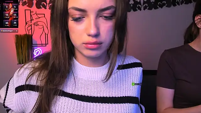 rose style online show from November 2, 2025, 8:14 pm