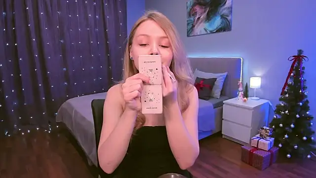 AdalineLove online show from December 20, 2025, 11:24 am