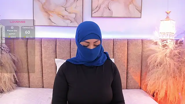 azza   online show from November 15, 2025, 12:20 pm