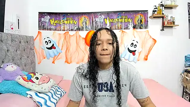 nay and aleja1 online show from October 29, 2025, 3:16 am