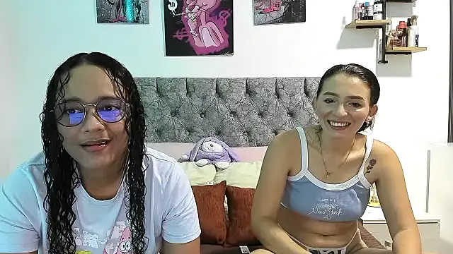 Snapshot of nay_and_aleja1 chatting on May 21, 2026, 2:53 am nay and aleja1 online show from May 21, 2026, 2:53 am