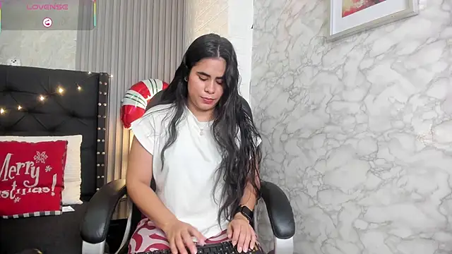 alicy  torres online show from December 17, 2025, 12:21 pm