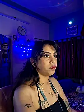 Love Beauty01 online show from March 15, 2026, 7:10 pm