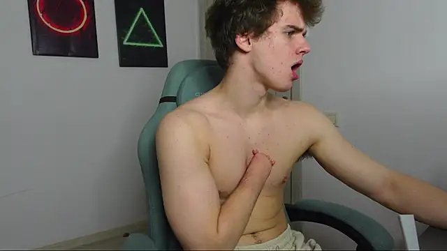 Ricky Becko online show from October 6, 2025, 1:34 pm